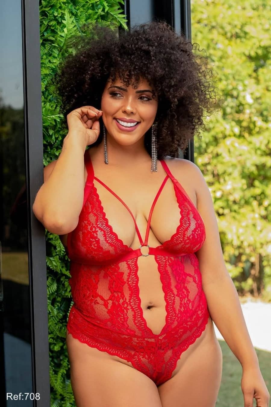 15189244267-sp708vermelhoplus-01-min.jpg Body plus size feminino em renda vermelha trançado no bumbum - Imagem 1