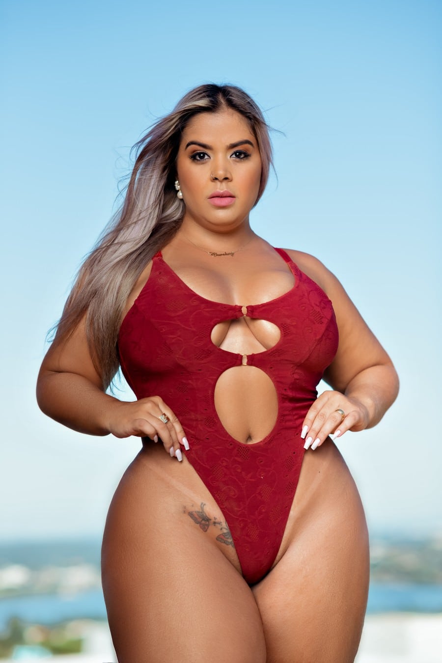15236161683-gv05004plusdl-01.jpg Maio deluxe Aline asa delta sexy em lese e alça de elástico personalizado - Imagem 1